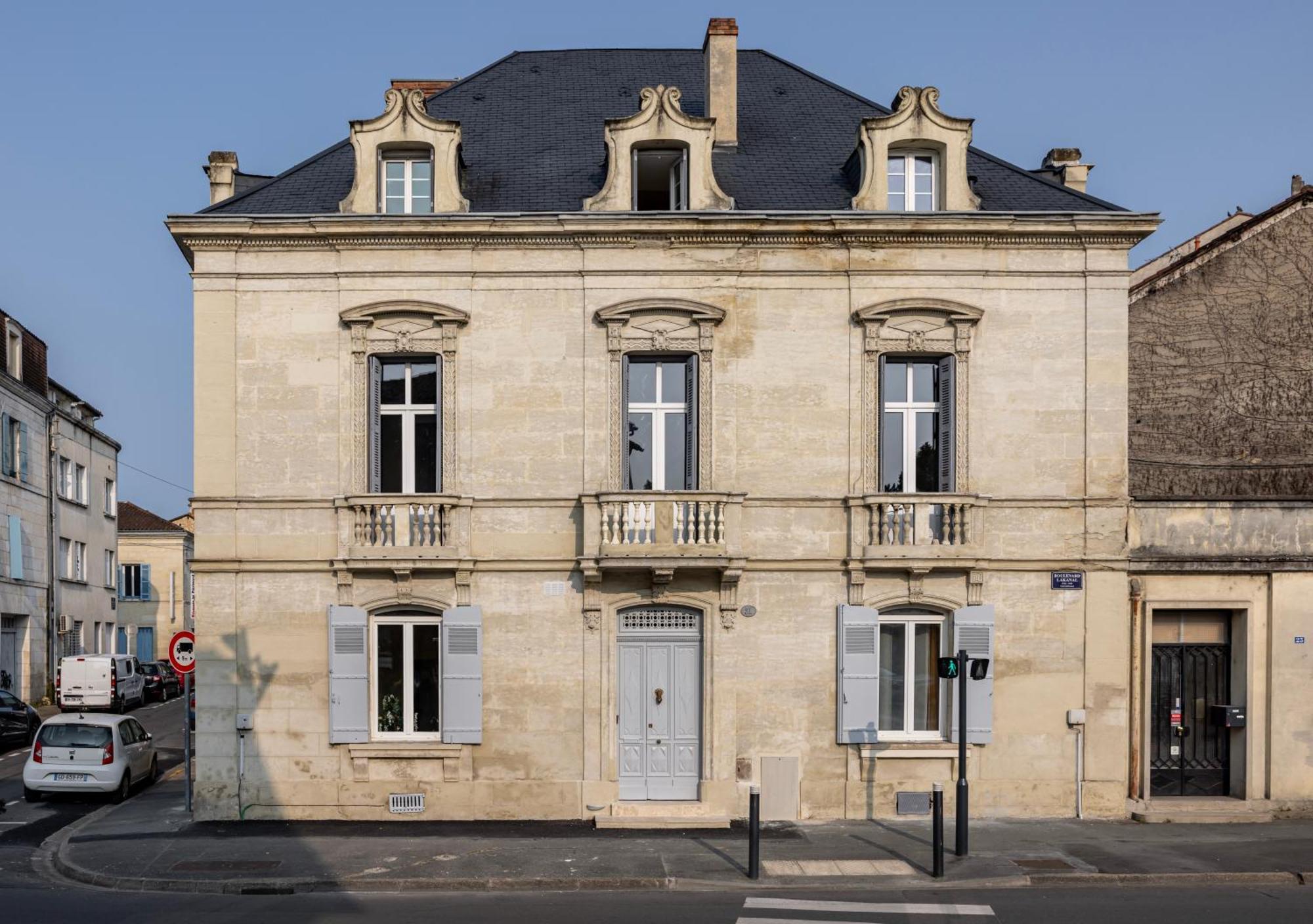 Appartement De Prestige Emeraude 60M2 Perigueux Exterior photo